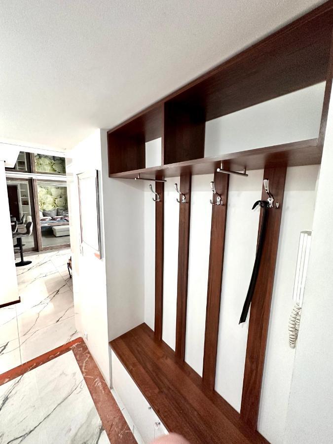 Deluxury Mirror Apartament Centrum Warsaw Ngoại thất bức ảnh
