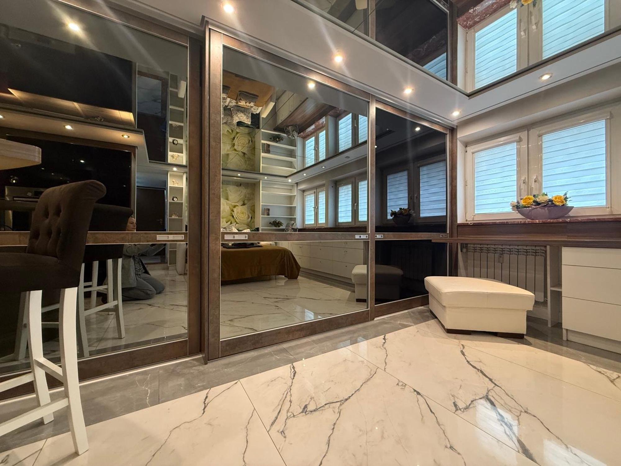 Deluxury Mirror Apartament Centrum Warsaw Ngoại thất bức ảnh